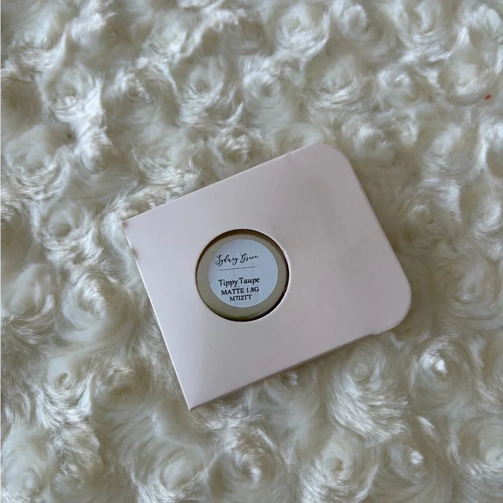💰5/$25💰New Sydney Grace Tippy Taupe Matte Eyeshadow